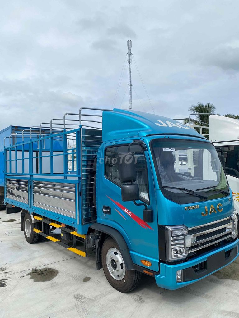 CHIẾC XE MÀU XANH CHẠY RẤT LÀ NHANH - JAC N250 PRO. Mua bán Xe tải, xe ben tại Huyện Châu Thành A Hậu Giang được đăng bởi Thành Ô Tô Tây Đô hình 3