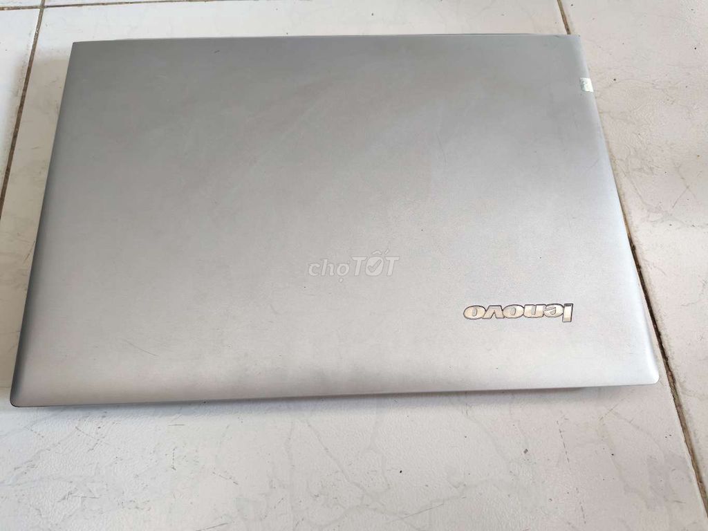 Xác Lenovo Ideapad 305-14IBD Bạc. Mua bán Laptop tại Quận Hải Châu Đà Nẵng được đăng bởi Dương Văn Thanh hình 1