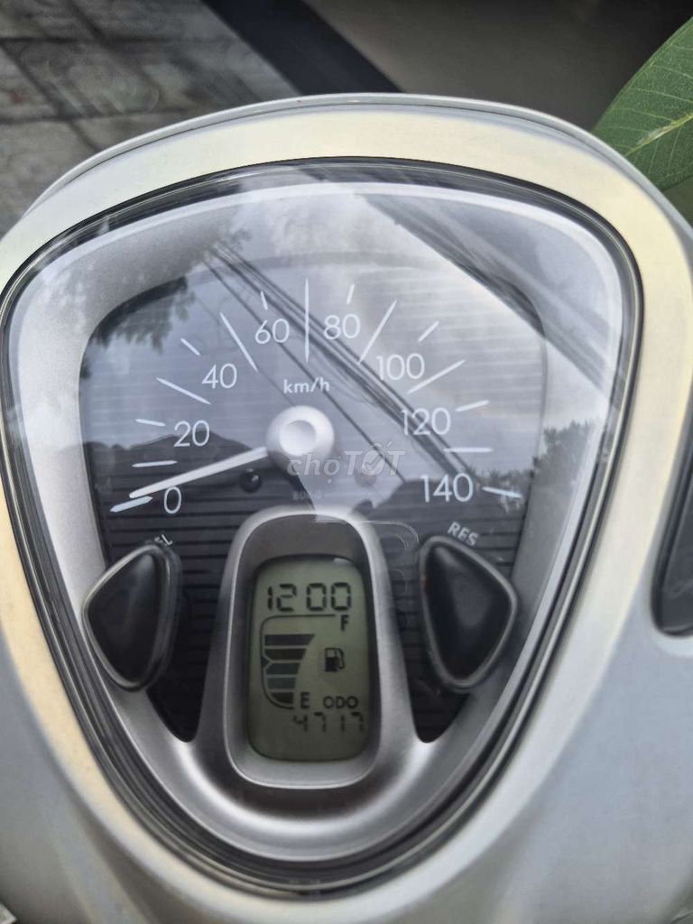 2023. Tháng 10. Yamaha Latte.  4.750km. Mua bán Xe máy tại Quận Sơn Trà Đà Nẵng được đăng bởi Seong Yong Park hình 5