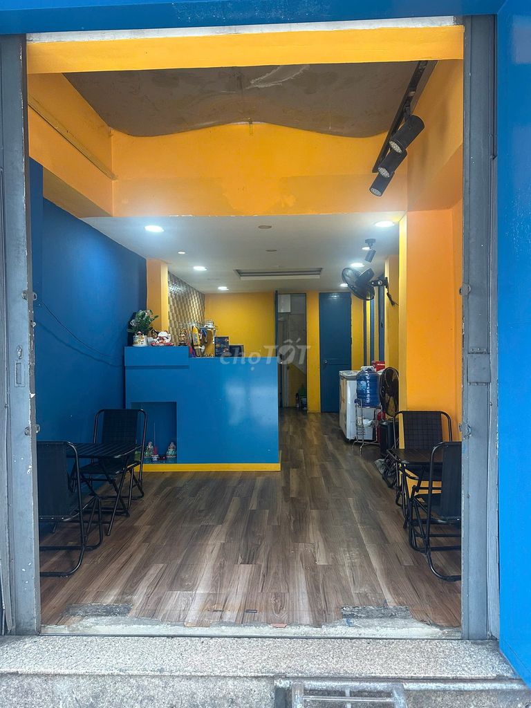 Quầy lễ tân Xanh dương 1m1x1m5 Tốt. Mua bán Đồ chuyên dụng, Giống nuôi trồng tại Quận 10 Tp Hồ Chí Minh được đăng bởi Tên chưa cung cấp hình 1