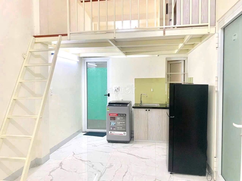Furnished room with own washer on Trần Văn Thành — photo 1