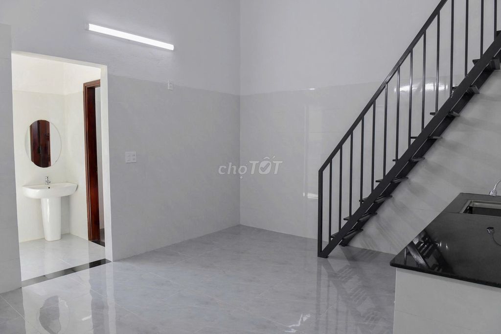 Новый дом из двух отдельных квартир в 300 м от моря — фото 9
