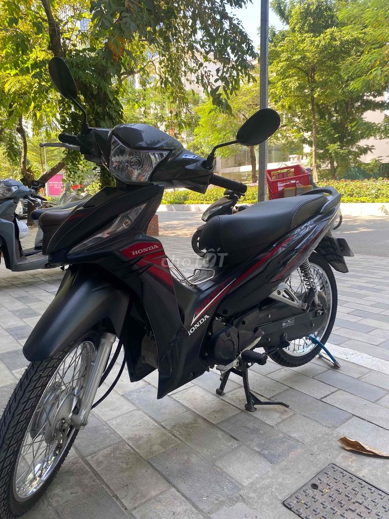 Thanh lí. Mua bán Xe máy tại Quận Tây Hồ Hà Nội được đăng bởi Tran Quang Long hình 1