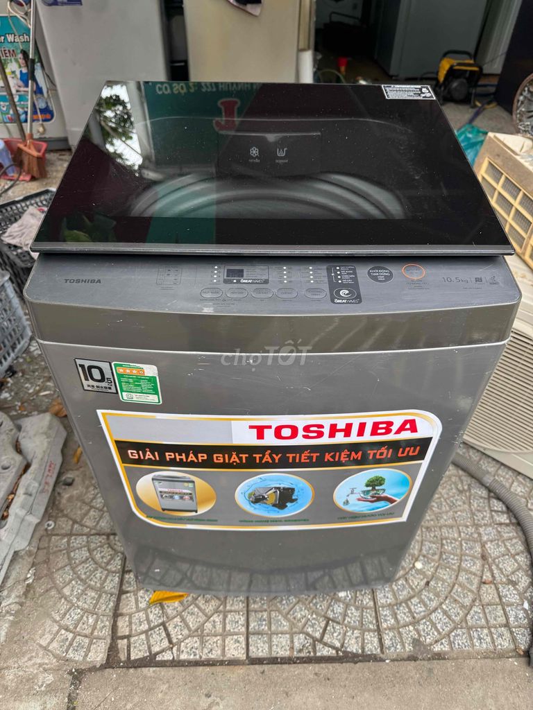 thanh lý máy giặt Toshiba mặt kính 10,5Kg mới tin