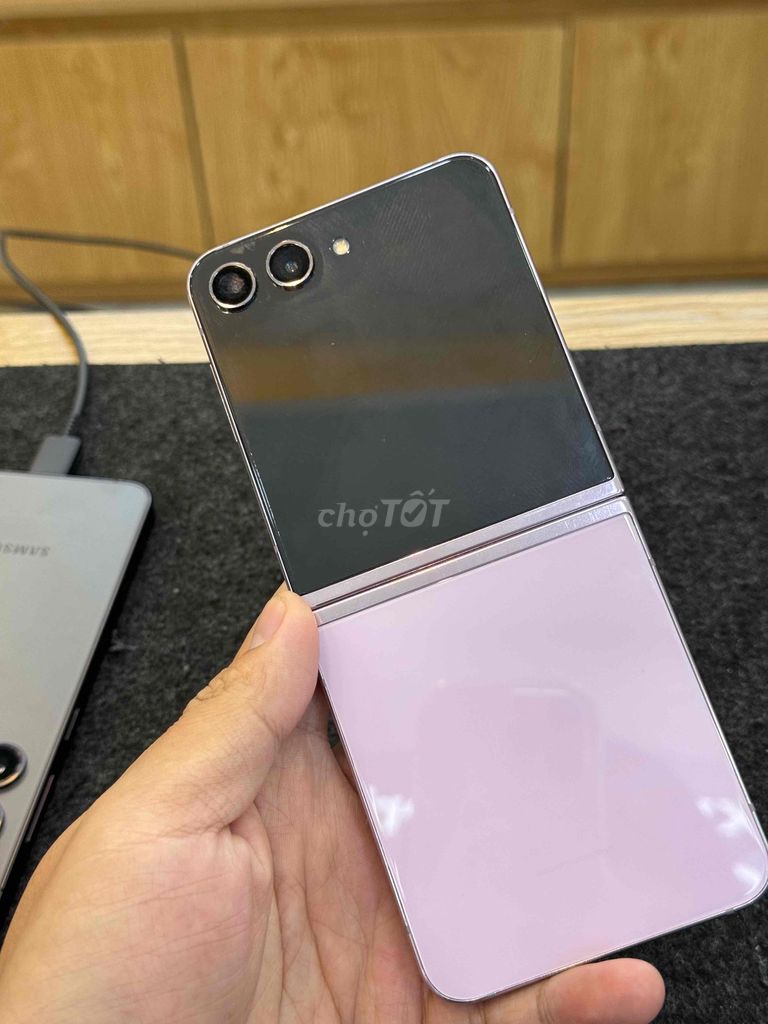 Samsung Z Flip5 512GB Tím. Mua bán Điện thoại tại Quận 10 Tp Hồ Chí Minh được đăng bởi Hậu Lưu hình 1