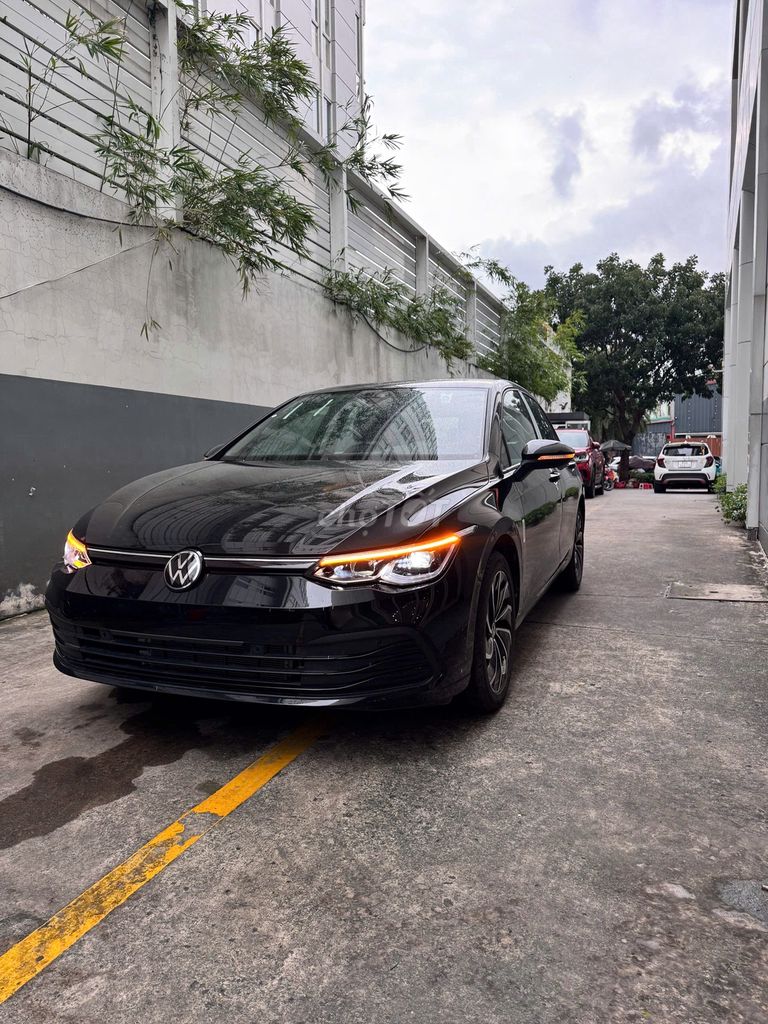 Volkswagen Golf 2025. Mua bán Ô tô tại Quận 3 Tp Hồ Chí Minh được đăng bởi Volkswagen Central hình 1