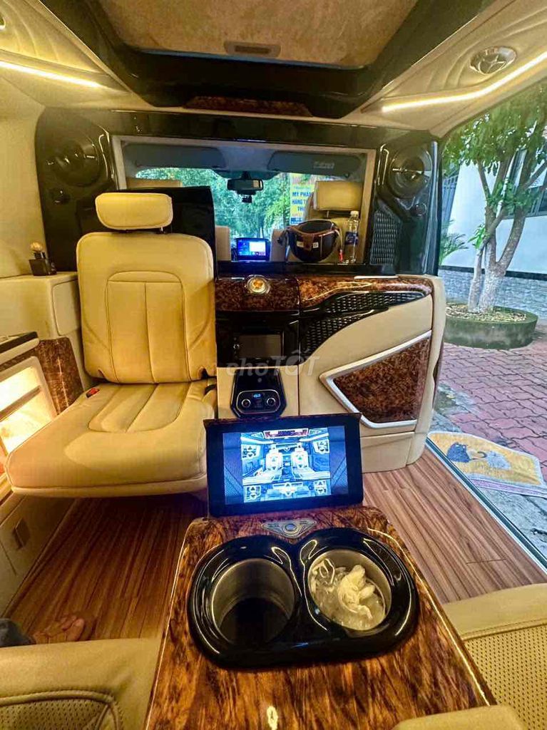 Ford Tourneo 2019 XE VIP SỰ KIỆN. Mua bán Ô tô tại Quận 12 Tp Hồ Chí Minh được đăng bởi Sơn cầu tham lương hình 8