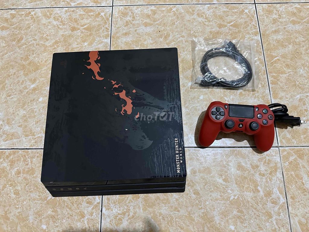 BÁN PS4 PRO MONSTER HUNTER