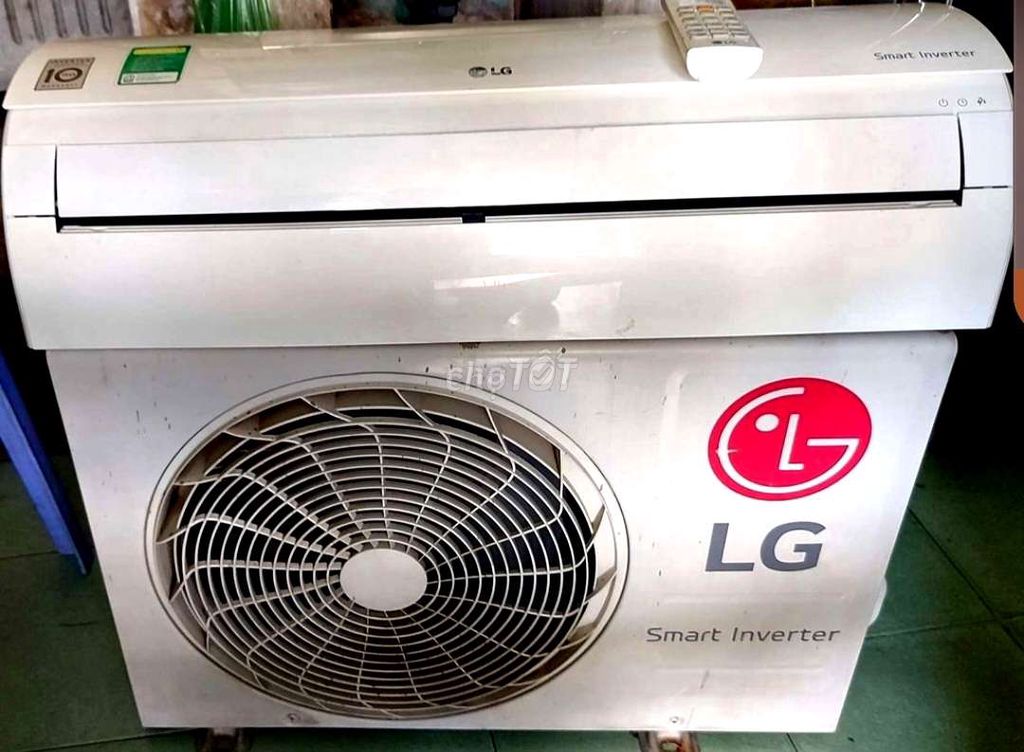 Thanh lý máy lạnh LG inverter 1 ngựa hàng thùng.