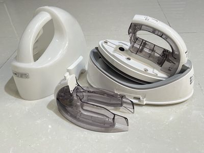 Bàn Ủi hơi nước Nhật PANASONIC NI-WL403 Điện 100v. Mua bán Nội thất, đồ gia dụng khác tại Quận Tân Phú Tp Hồ Chí Minh được đăng bởi Mr.Trí