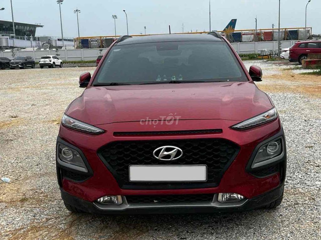 Hyundai Kona 2020 2.0 ATH Красный 90000 км