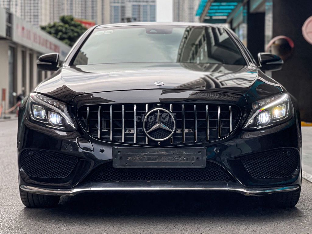 Mercedes Benz C Class 2015 C250 AMG - 83000 km. Mua bán Ô tô tại Quận Thanh Xuân Hà Nội được đăng bởi Nguyễn Tuấn Hoàng hình 1