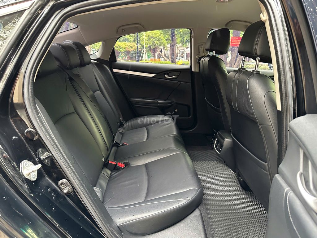 CẦN BÁN NHANH HONDA CIVIC 1.5L TURBO. Mua bán Ô tô tại Quận Gò Vấp Tp Hồ Chí Minh được đăng bởi Chợ Xe Ô Tô 362 Xe Chất uy Tín hình 5