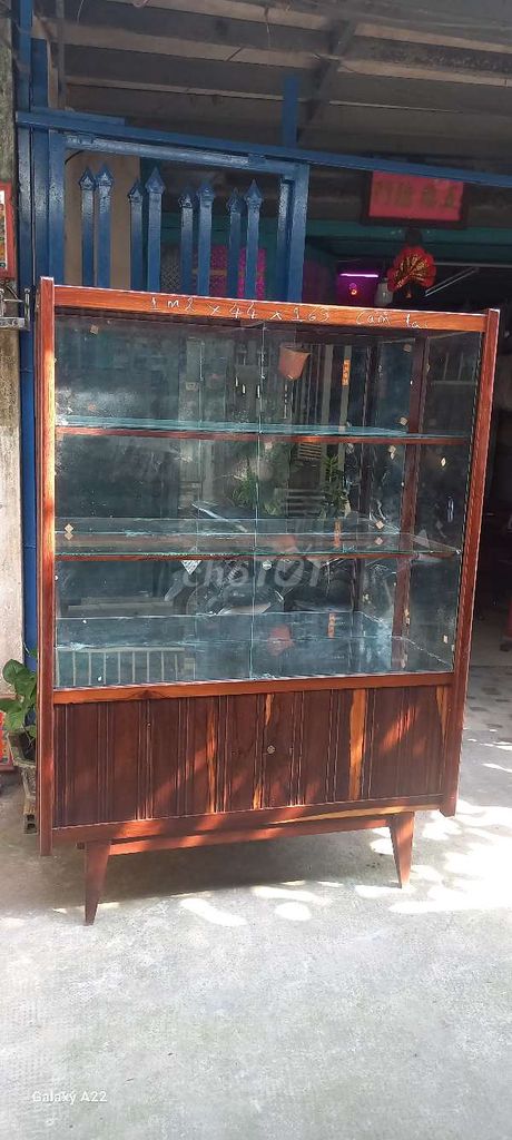 Tủ kính gỗ quý hiếm cổ điển. Mua bán Tủ, kệ gia đình tại Huyện Bình Chánh Tp Hồ Chí Minh được đăng bởi an khang hình 1