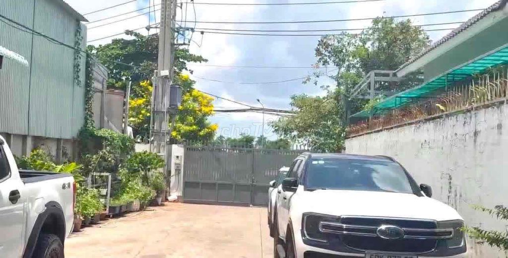 Cho thuê xưởng MT đường đồng khởi,có hạ trạm 250kva riêng