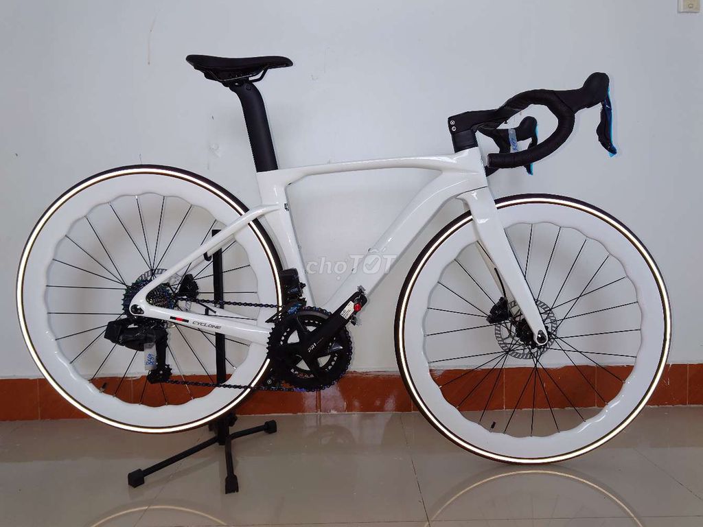 Twitter Cyclone size 43, 5 group điện Wheeltop .