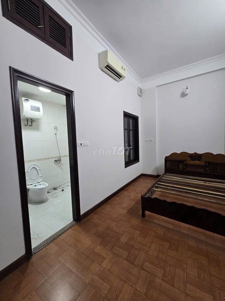 Дом в аренду в Луонг Кхань Тхиене, Хоанг Май - 50 м², 4 спальни, полный