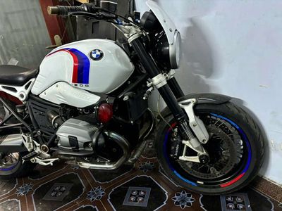 BMW R-NINET 2015