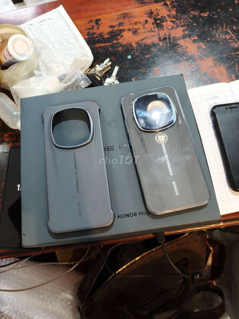 Honor Magic 8 RSR 16GB/512GB.fun box. đẹp cận99.gl. Mua bán Điện thoại tại Quận 10 Tp Hồ Chí Minh được đăng bởi phạm trường giang thích giao lưu  hình 1