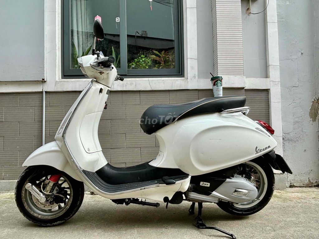 chủ xe bán Sprint 2017 máy iget. odo 24k. bstp.. Mua bán Xe máy tại Huyện Hóc Môn Tp Hồ Chí Minh được đăng bởi Long hình 9