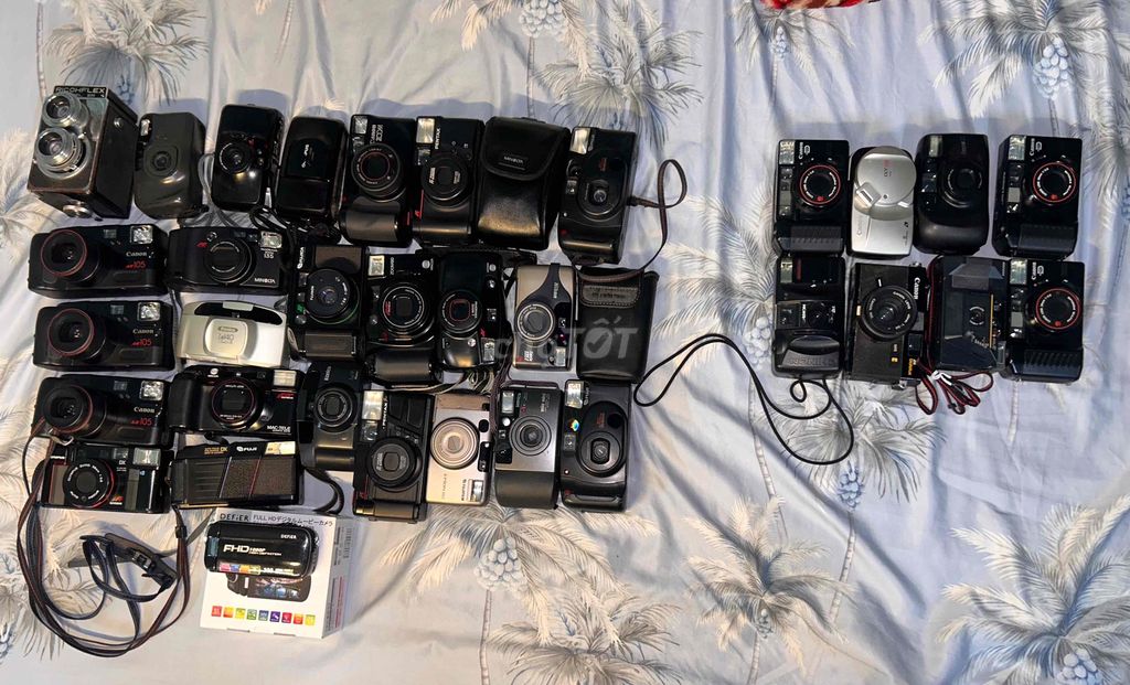 Máy ảnh film đã qua sử dụng. Mua bán Máy ảnh, Máy quay tại Thị xã An Nhơn Bình Định được đăng bởi Trần Huy hình 1