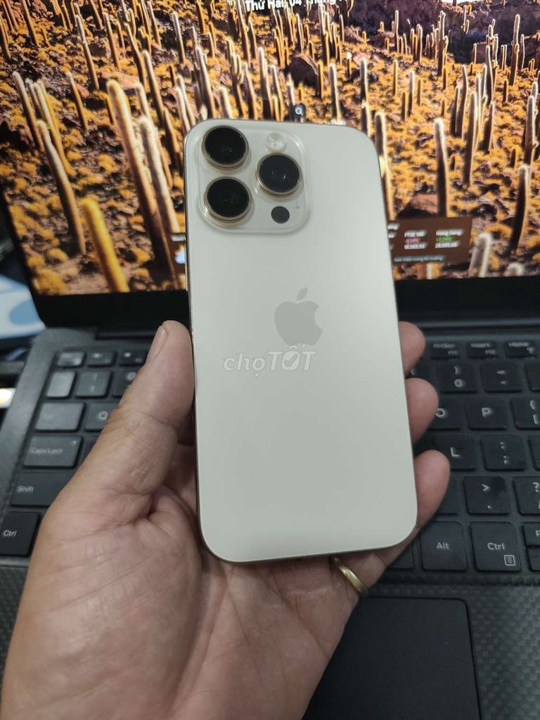 iPhone 16 Pro 128GB Sa mạc Mỹ. Mua bán Điện thoại tại Quận Bình Thạnh Tp Hồ Chí Minh được đăng bởi Hoàng Giang hình 1