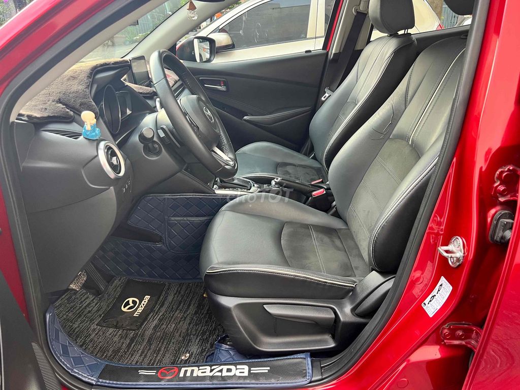 Mazda 2 Sport Premium Rất Đẹp Rất Mới. Mua bán Ô tô tại Thành phố Dĩ An Bình Dương được đăng bởi Hiếu Auto Nghĩa Phát hình 5