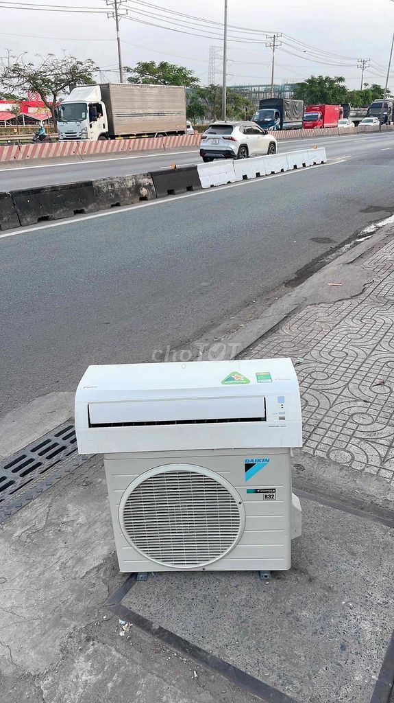 Máy lạnh Daikin Inverter 1.5 HP. Mua bán Máy lạnh, điều hoà tại Quận Bình Tân Tp Hồ Chí Minh được đăng bởi Đặng hình 1