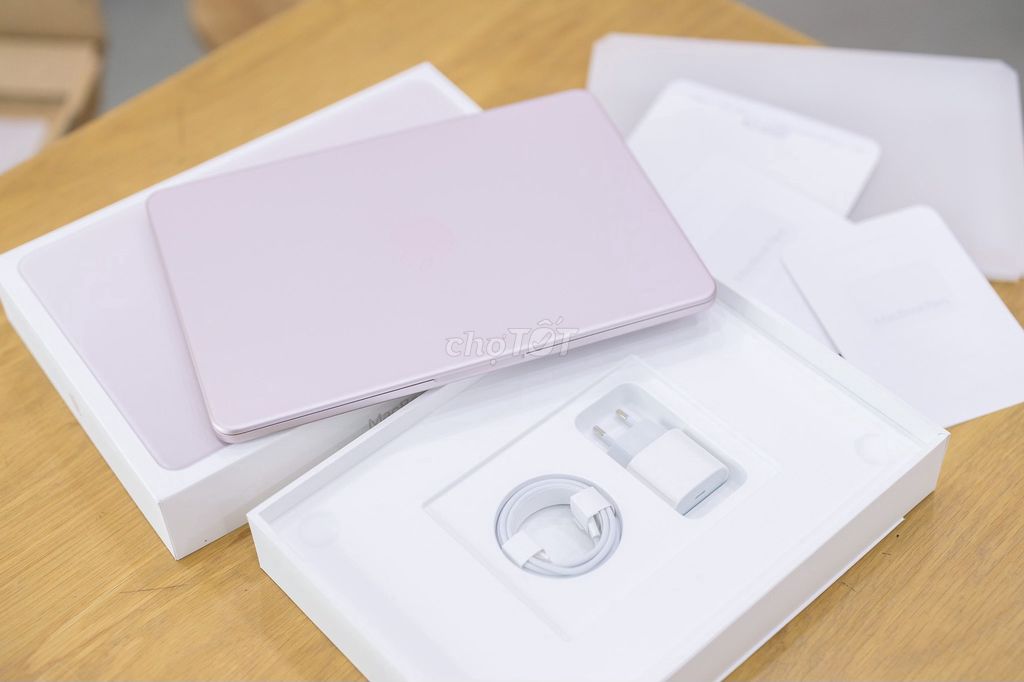 Apple Macbook Neo Hồng 512GB Mới mở hộp. Mua bán Laptop tại Quận Thanh Khê Đà Nẵng được đăng bởi Thiện Lê TShop 16 Lê Đình Lý hình 1