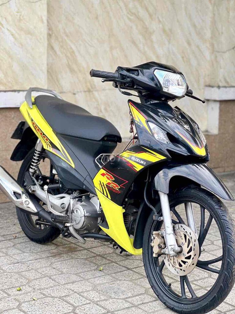 Suzuki Axelo BSTP máy móc zin êm, chất. Mua bán Xe máy tại Quận 12 Tp Hồ Chí Minh được đăng bởi CHXM Phương Nam Chuyên Bán Xe Trả Góp Bao Nợ Xấu hình 2