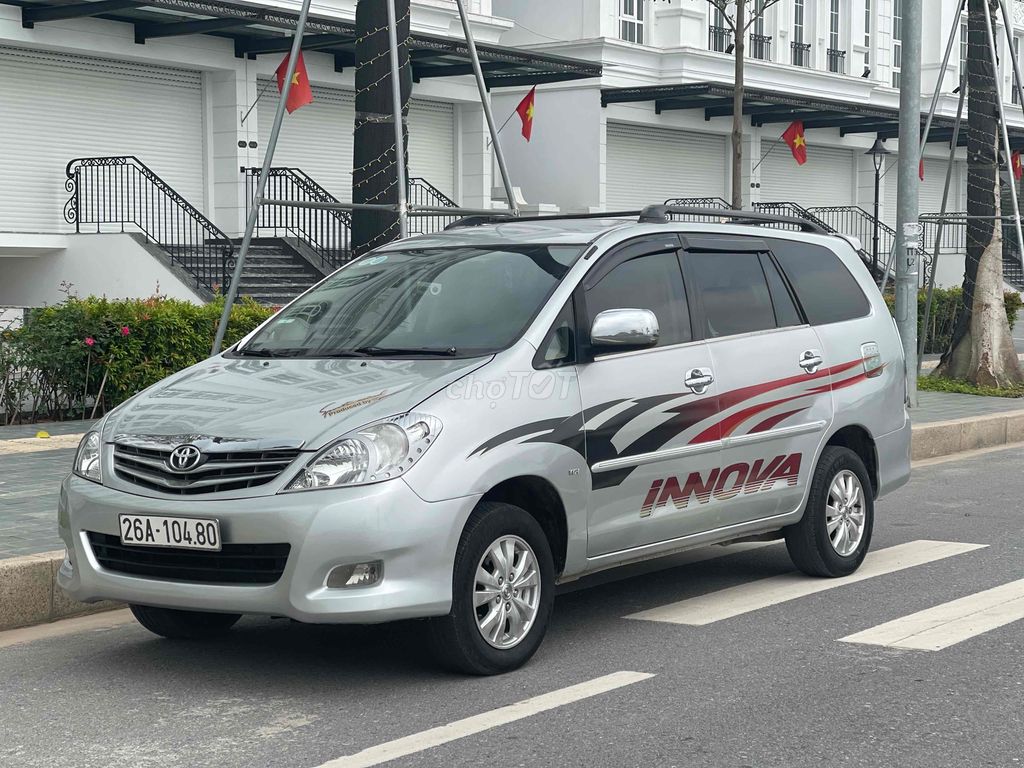 Toyota Innova 2009 G - 123850 km