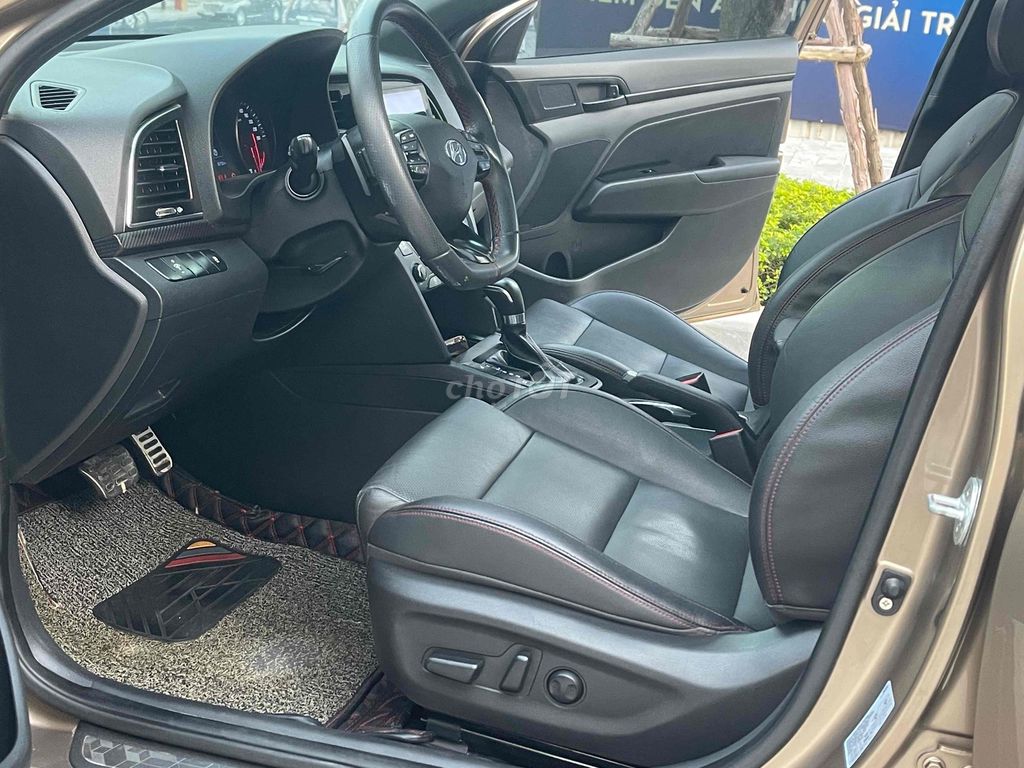 Cần Bán Hyundai Elantra 2019 1.6AT Sport Tubo. Mua bán Ô tô tại Quận Hoàng Mai Hà Nội được đăng bởi Anh Tuy hình 8