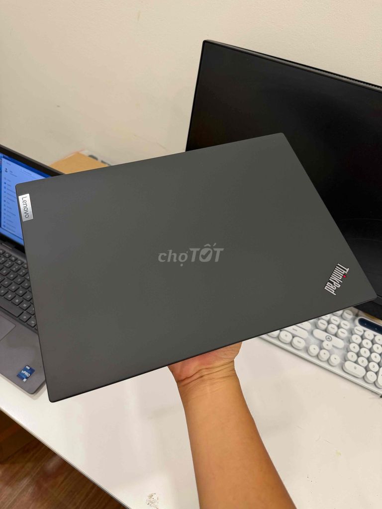 Thinkpad T14 Gen 3 I7 1260P 16G 512G FHD+ đẹp 99%. Mua bán Laptop tại Quận Tân Bình Tp Hồ Chí Minh được đăng bởi ĐẶNG HOÀNG PHÚC hình 1