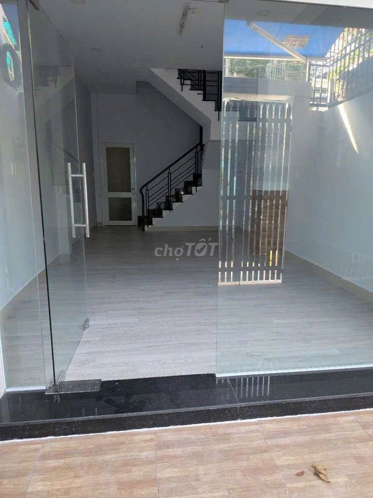 Mặt Tiền Nguyễn Cửu Vân 100m2 - 2 Tầng Nhà Mới 1 Phòng Ngủ Gần Quận 1