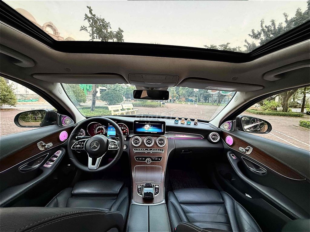 Mercedes-Benz C200 2019 Exclusive ( mid-hybrid ). Mua bán Ô tô tại Quận 6 Tp Hồ Chí Minh được đăng bởi Lyanh hình 9
