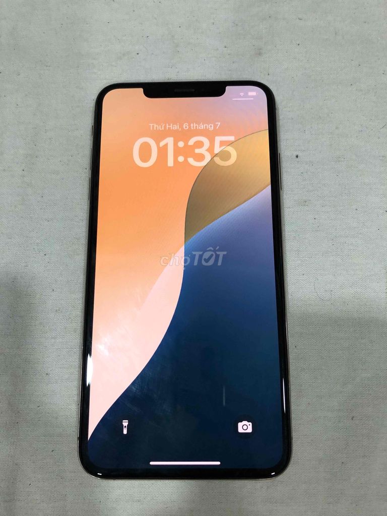 Apple iPhone Xs Max 64GB Vàng Gold Pin 83%. Mua bán Điện thoại tại Thành phố Thủ Đức Tp Hồ Chí Minh được đăng bởi Quốc Thắng hình 1