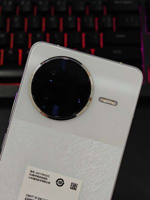 Xiaomi Redmi K80 12/256 99% rom quốc tế fullbox