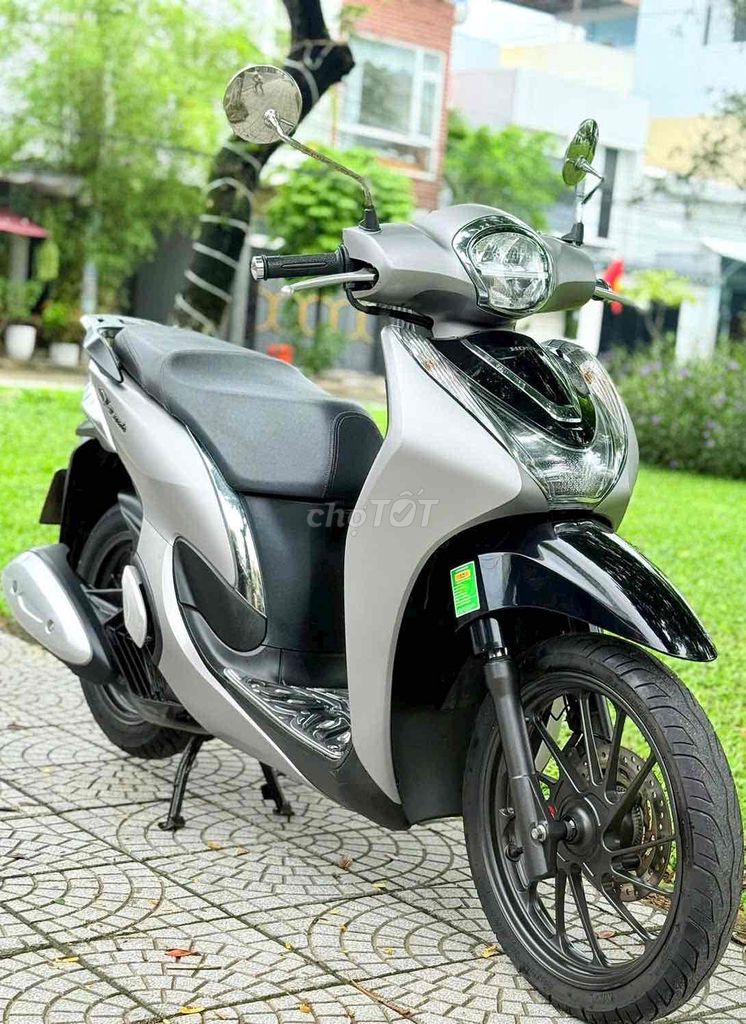 Honda SH Mode ABS Вьетнам серебристый