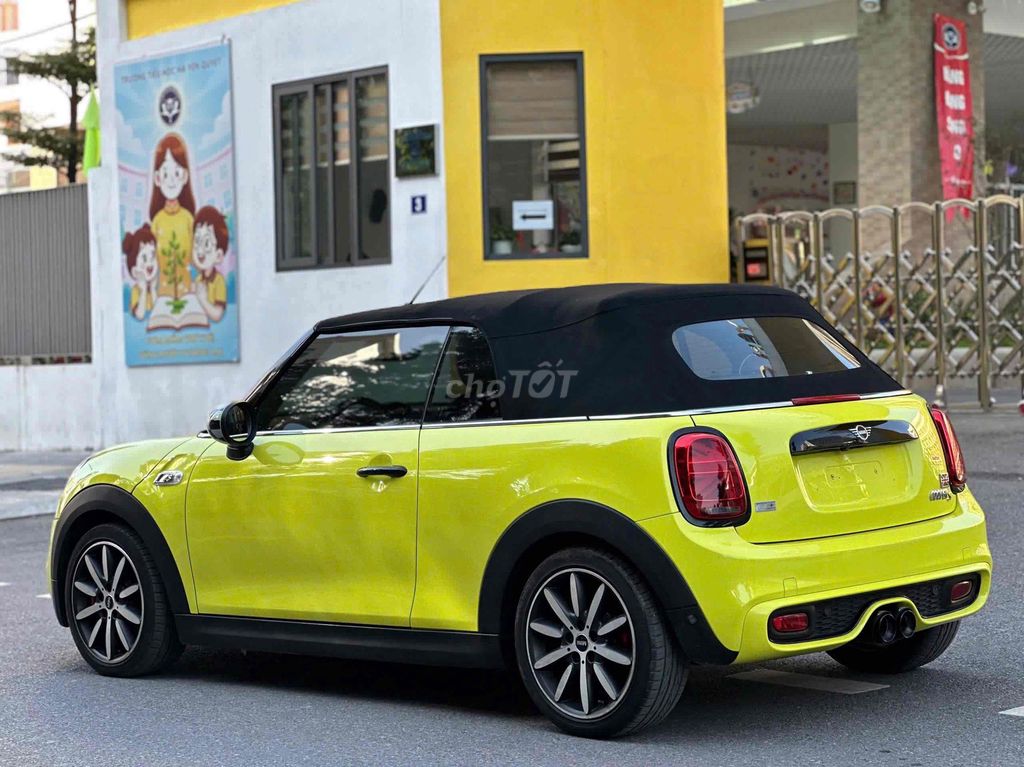 MINI Cooper S mui trần sx 2018 siêu đẹp. Mua bán Ô tô tại Quận Cầu Giấy Hà Nội được đăng bởi Cao Quý hình 6