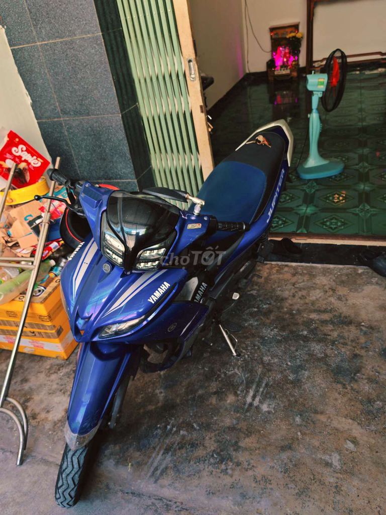 cần bán Jupiter FI. Mua bán Xe máy tại Thành phố Nha Trang Khánh Hòa được đăng bởi Vũ Lê hình 1