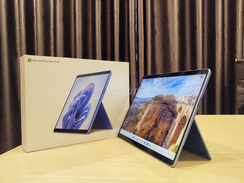 Microsoft Surface Pro 9 i5 13 inch 8GB/256GB Xanh. Mua bán Máy tính bảng tại Quận Nam Từ Liêm Hà Nội được đăng bởi Thanh Tùng Phan hình 1