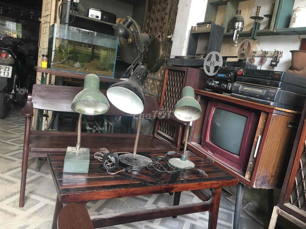 3 Đèn bàn decor. Mua bán Đèn tại Thành phố Biên Hòa Đồng Nai được đăng bởi xưa cũ biên hoà hình 1