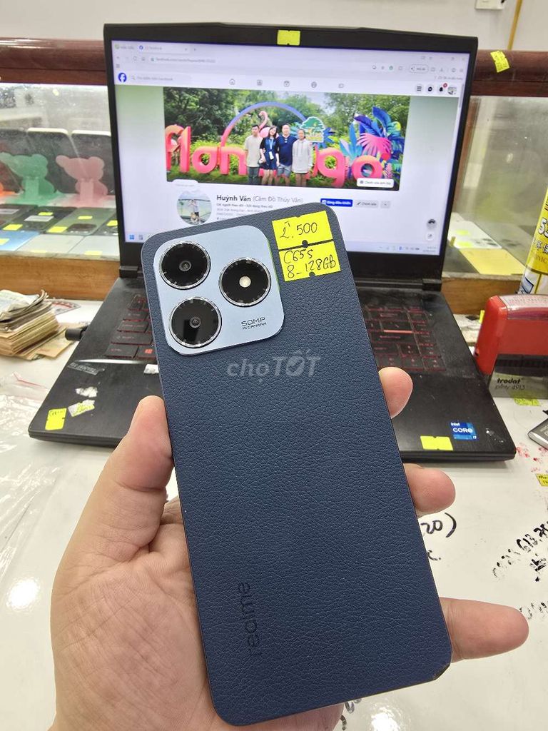 Realme C65S 8GB 128GB Xám. Mua bán Điện thoại tại Thành phố Long Xuyên An Giang được đăng bởi Facebook Cầm Đồ Thúy Vân hình 1