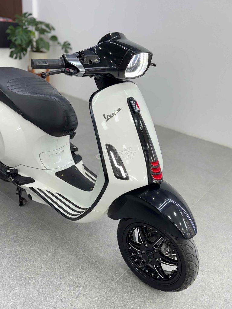 Vespa Sprint 125Abs 2019 xe đẹp nhiều đồ chơi sẵn. Mua bán Xe máy tại Quận Cái Răng Cần Thơ được đăng bởi Cửa Hàng Xe Máy Quang Sang hình 10