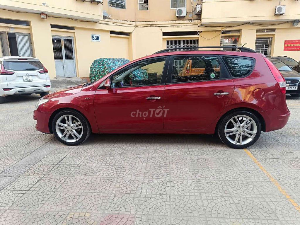 Hyundai i30cw 2009 Đỏ 160000 km. Mua bán Ô tô tại Quận Cầu Giấy Hà Nội được đăng bởi Hà Châu Tuyền hình 8