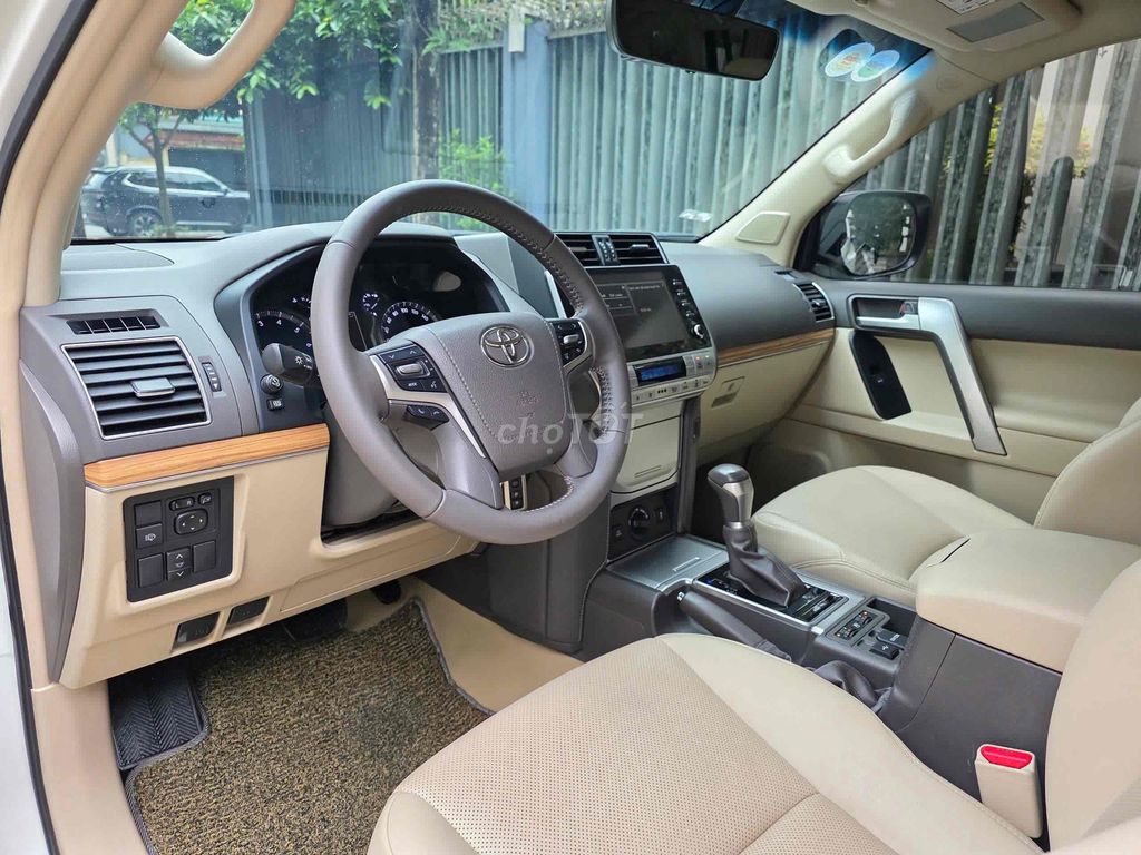 Prado VX sx 2021 lăn bánh 6,2 vạn siêu mới. Mua bán Ô tô tại Quận Cầu Giấy Hà Nội được đăng bởi Cao Quý hình 8
