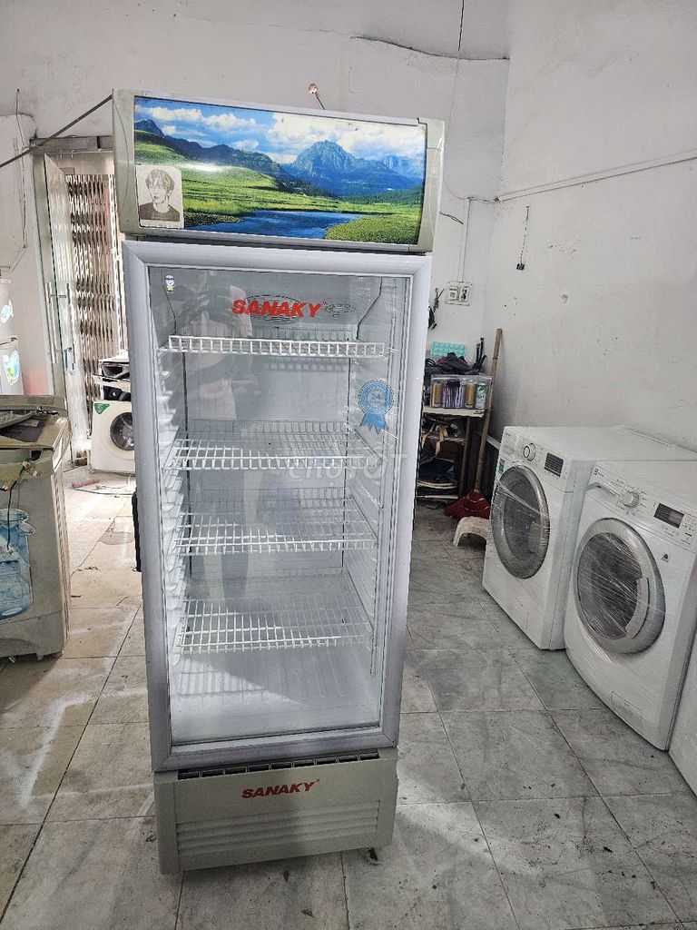 Tủ mát sanaky 300lit , bảo hành 3 tháng. Mua bán Tủ lạnh tại Quận Thanh Xuân Hà Nội được đăng bởi Máy Giặt Tủ Lạnh Hà Nội hình 2