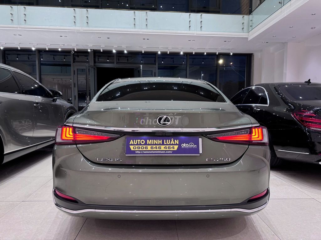 Lexus ES 250 2021  - 29000 km. Mua bán Ô tô tại Quận Gò Vấp Tp Hồ Chí Minh được đăng bởi Sĩ Minh hình 3