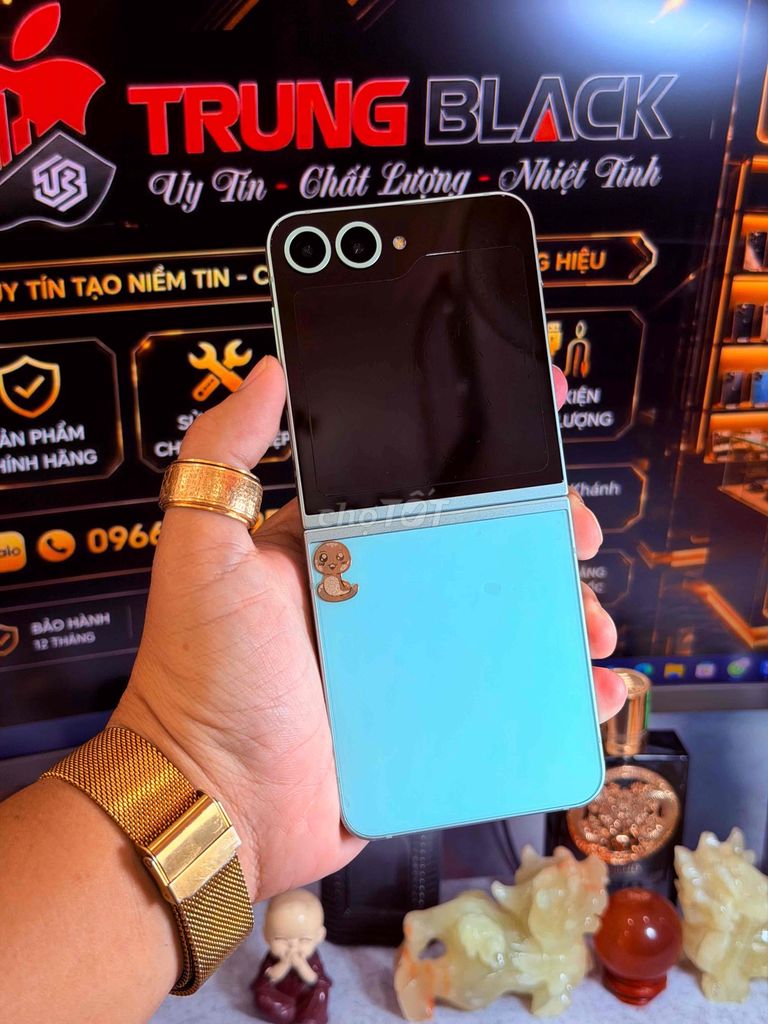 Samsung Galaxy Z Flip6 Xanh nhạt. Mua bán Điện thoại tại Thành phố Long Xuyên An Giang được đăng bởi Trung Black Long Xuyên hình 1