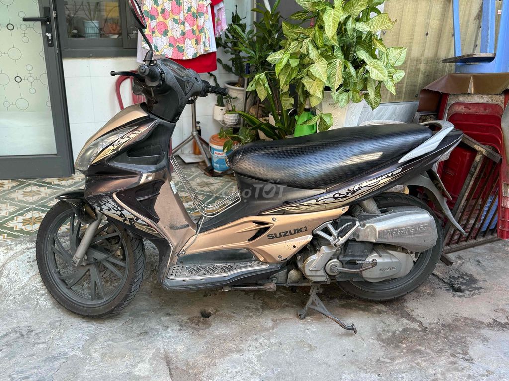 Suzuki Hayate 125, коричневый